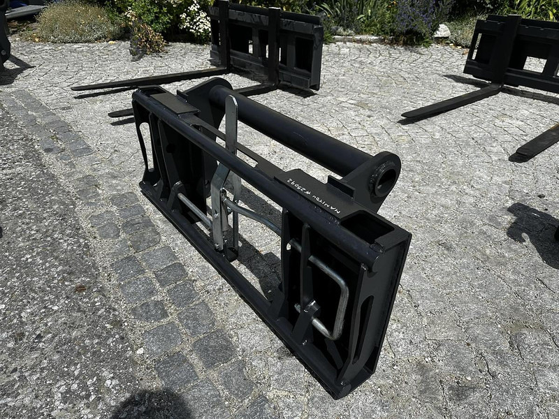 Big Adapter Manitou passend zu Euro Aufnahme - Навесное оборудование: фото 2 Big Adapter Manitou passend zu Euro Aufnahme - Навесное оборудование: фото 2