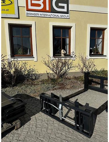 Big JCB 520-50 Adapter mit Euro Aufnahme - Навесное оборудование: фото 2 Big JCB 520-50 Adapter mit Euro Aufnahme - Навесное оборудование: фото 2