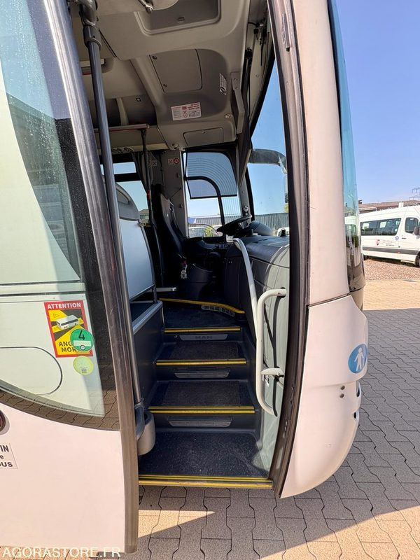 AUTOCAR - MAN Lions Regio - 318.000km - EURO6 - Parc 114 - 2015 - Школьный автобус: фото 5 AUTOCAR - MAN Lions Regio - 318.000km - EURO6 - Parc 114 - 2015 - Школьный автобус: фото 5