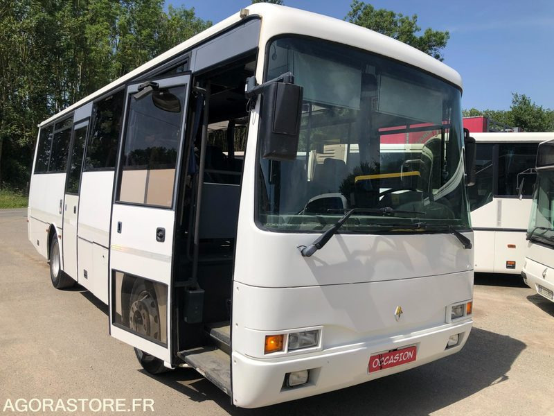 AUTOCAR RENAULT MEDIUM 36 PL - Школьный автобус: фото 2 AUTOCAR RENAULT MEDIUM 36 PL - Школьный автобус: фото 2