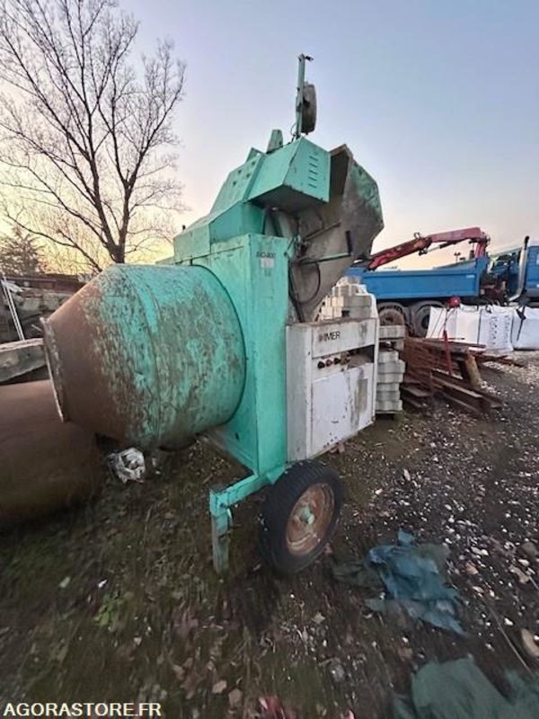 BETONNIERE IMER AVEC CHARGEUR 400 LITRES - Бетономешалка: фото 2 BETONNIERE IMER AVEC CHARGEUR 400 LITRES - Бетономешалка: фото 2