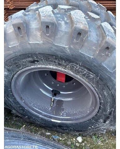 BKT ROUES JUMELEES COLLEES 9.00-20 - Колесо: фото 4 BKT ROUES JUMELEES COLLEES 9.00-20 - Колесо: фото 4