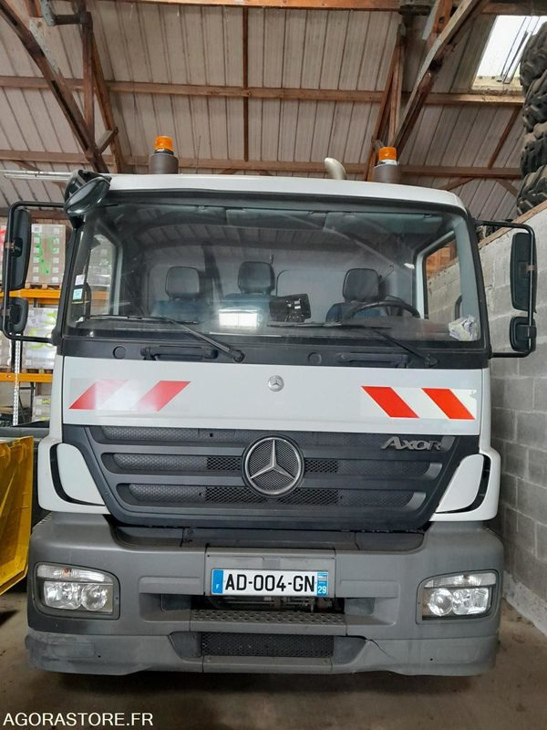 BOM MERCEDES AXOR 267385 kms 2009 - Мусоровоз: фото 1 BOM MERCEDES AXOR 267385 kms 2009 - Мусоровоз: фото 1