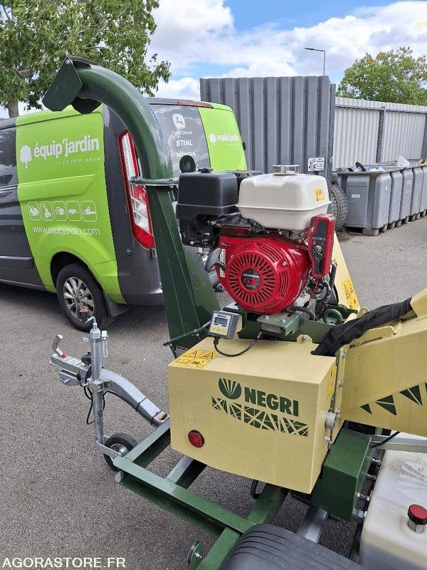 BROYEUR NEGRI R225 SUR CHASSIS ROUTIER - Измельчитель древесины: фото 5 BROYEUR NEGRI R225 SUR CHASSIS ROUTIER - Измельчитель древесины: фото 5
