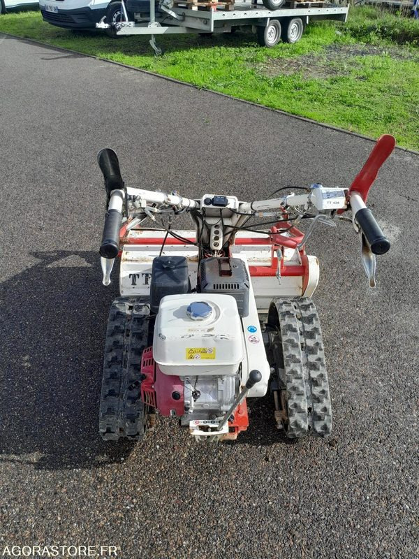 Broyeur à chenilles OREC HCR812 (BROY-19-0428-TAR) - Садовое оборудование: фото 3 Broyeur à chenilles OREC HCR812 (BROY-19-0428-TAR) - Садовое оборудование: фото 3