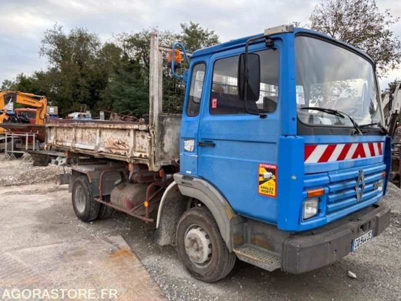 CAMION BENNE (TRI-BENNE) RENAULT S120 MIDLINER 1991 221000 KM - Самосвал: фото 3 CAMION BENNE (TRI-BENNE) RENAULT S120 MIDLINER 1991 221000 KM - Самосвал: фото 3