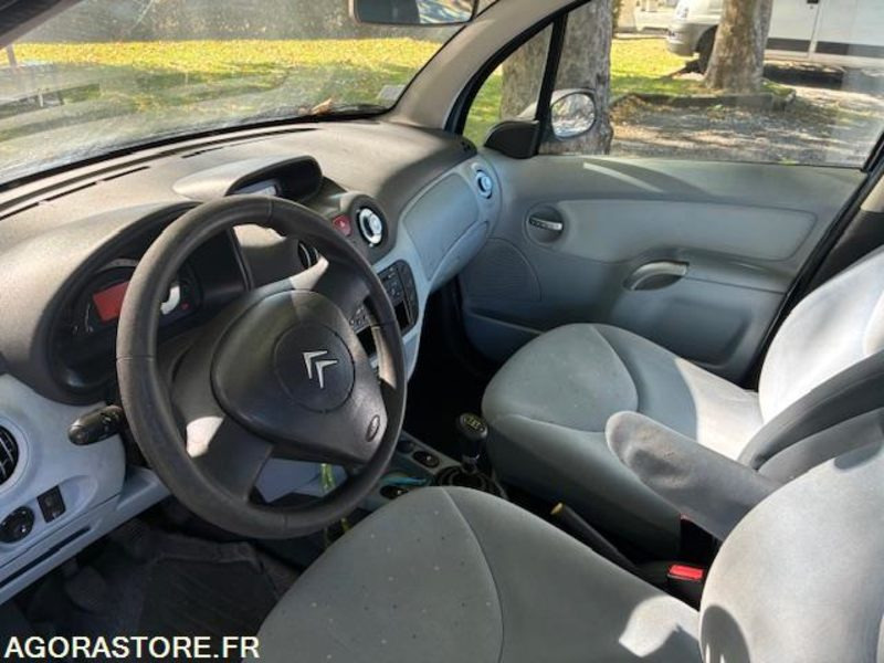 CITROEN C3 166000 kms 2004 - Легковой автомобиль: фото 4 CITROEN C3 166000 kms 2004 - Легковой автомобиль: фото 4