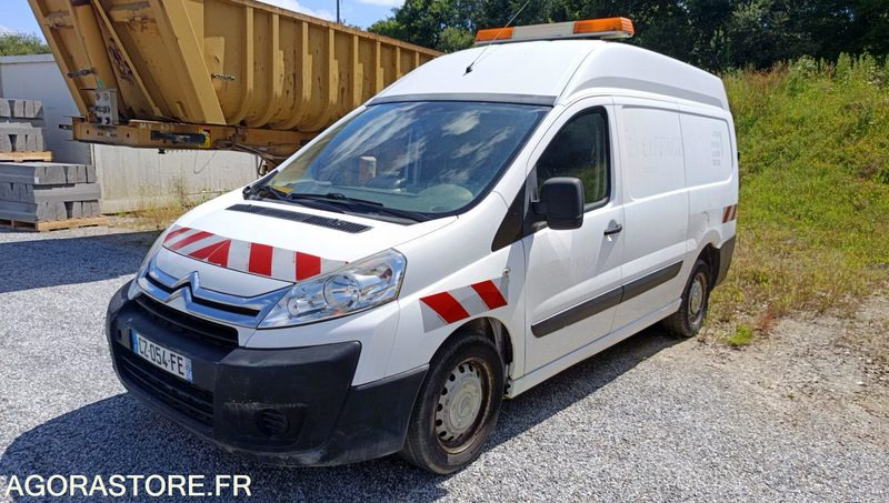 CITROËN JUMPY - 2013 / 222000 KM (CZ-054-FE) - Легковой фургон: фото 1 CITROËN JUMPY - 2013 / 222000 KM (CZ-054-FE) - Легковой фургон: фото 1
