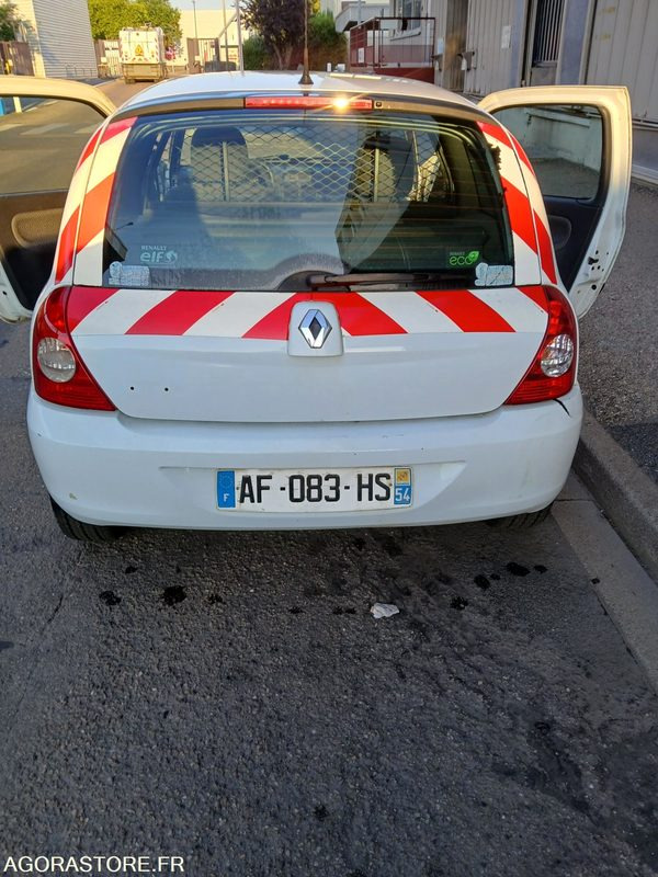 CLIO DCI 2009 203197 KM IL Y A UNE CONTRE VISITE - Легковой фургон: фото 4 CLIO DCI 2009 203197 KM IL Y A UNE CONTRE VISITE - Легковой фургон: фото 4