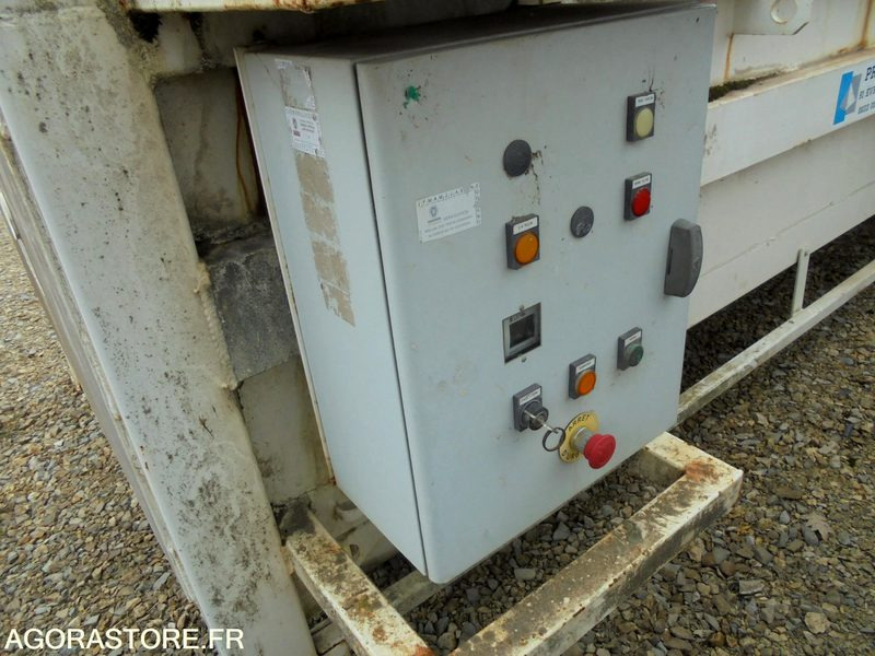 COMPACTEUR DECHET - PRESSOR AN 2006 - Строительное оборудование: фото 4 COMPACTEUR DECHET - PRESSOR AN 2006 - Строительное оборудование: фото 4