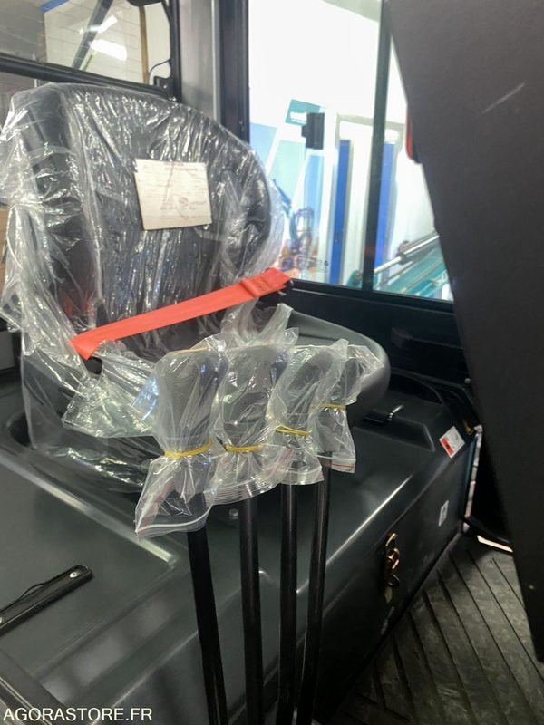 Chariot élévateur BAOLI KBE25N 2T5 ELECTRIQUE CABINE - Электропогрузчик: фото 5 Chariot élévateur BAOLI KBE25N 2T5 ELECTRIQUE CABINE - Электропогрузчик: фото 5