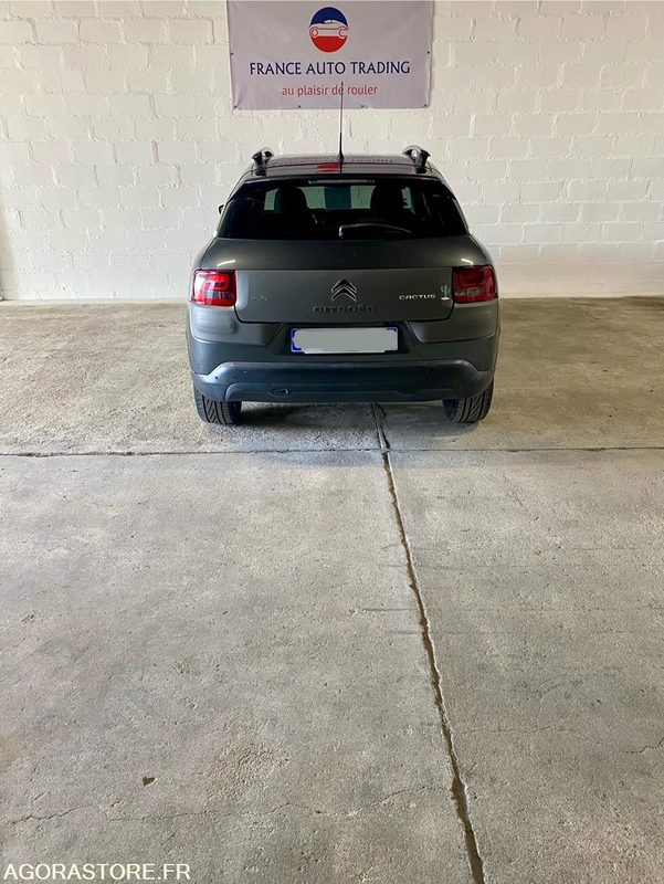 Citroën C4 Cactus 1.2 VTi 12V 82 cv - 2015 - Внедорожник: фото 5 Citroën C4 Cactus 1.2 VTi 12V 82 cv - 2015 - Внедорожник: фото 5