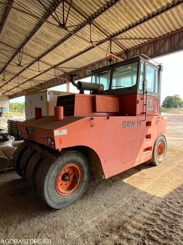 Compacteur à pneu type P3 HAMM - Каток: фото 2 Compacteur à pneu type P3 HAMM - Каток: фото 2