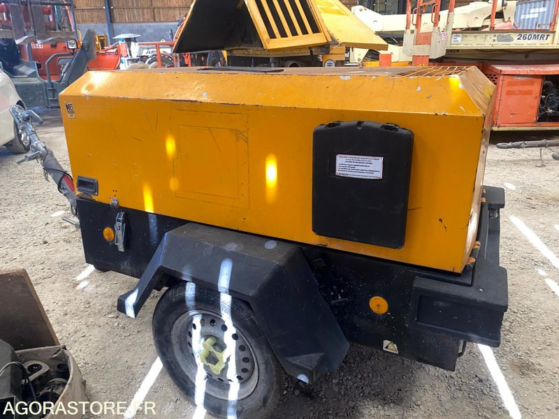 Compresseur de chantier DOOSAN 7/31 - INGERSOLL RAND - Воздушный компрессор: фото 4 Compresseur de chantier DOOSAN 7/31 - INGERSOLL RAND - Воздушный компрессор: фото 4