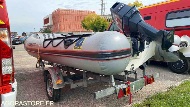 Zodiac Cherokee moteur Yamaha 1993 - Другая техника: фото 1 Zodiac Cherokee moteur Yamaha 1993 - Другая техника: фото 1