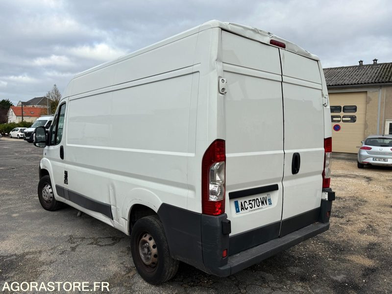 FIAT DUCATO - 2009 - 147000KM - Цельнометаллический фургон: фото 3 FIAT DUCATO - 2009 - 147000KM - Цельнометаллический фургон: фото 3