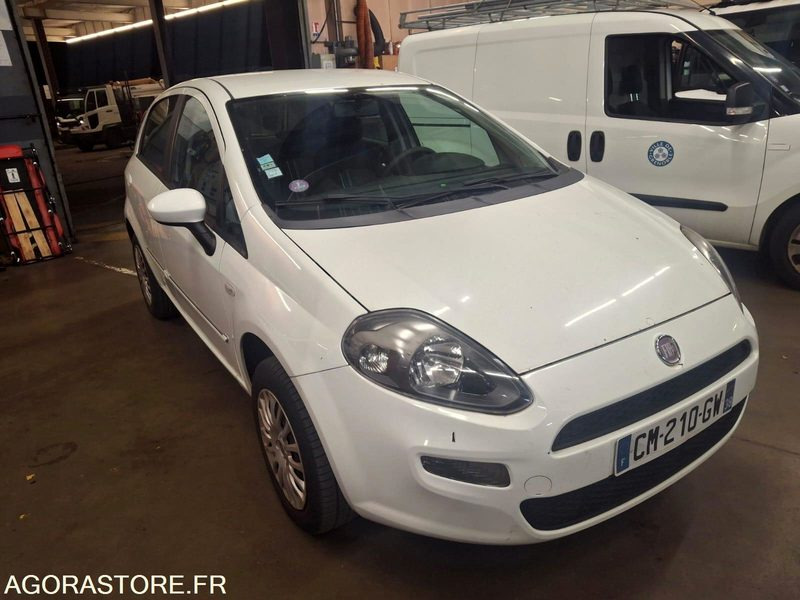 FIAT PUNTO BI CARBURATION. - Легковой автомобиль: фото 2 FIAT PUNTO BI CARBURATION. - Легковой автомобиль: фото 2