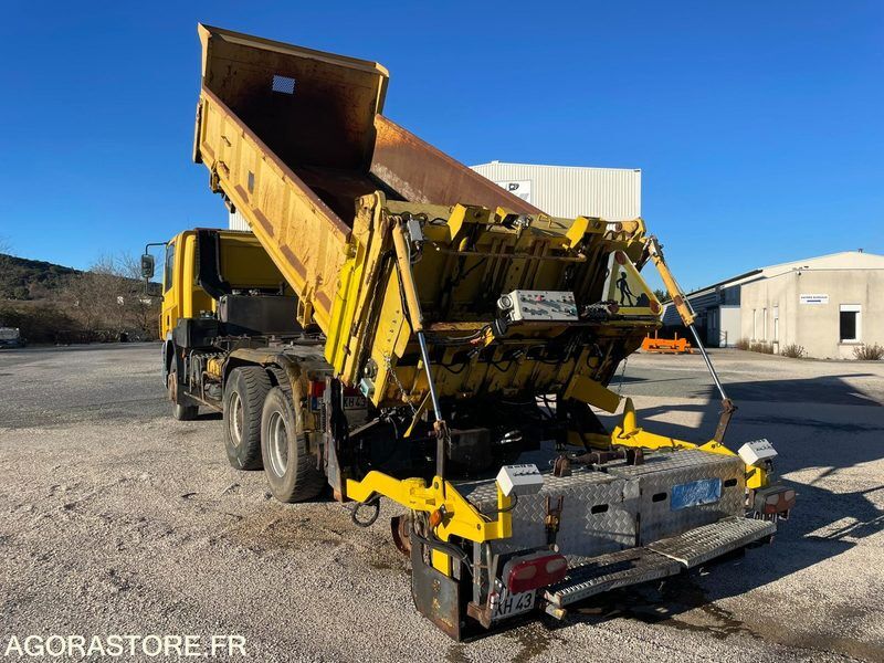 FINISSEUR D’INTERVENTION RAPIDE - DAF - FIR 3000 - 2003 / 335000 KM - Гудронатор: фото 1 FINISSEUR D’INTERVENTION RAPIDE - DAF - FIR 3000 - 2003 / 335000 KM - Гудронатор: фото 1