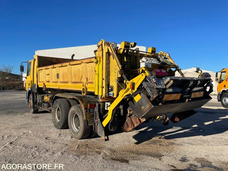 FINISSEUR D’INTERVENTION RAPIDE - DAF - FIR 3000 - 2003 / 335000 KM - Гудронатор: фото 2 FINISSEUR D’INTERVENTION RAPIDE - DAF - FIR 3000 - 2003 / 335000 KM - Гудронатор: фото 2