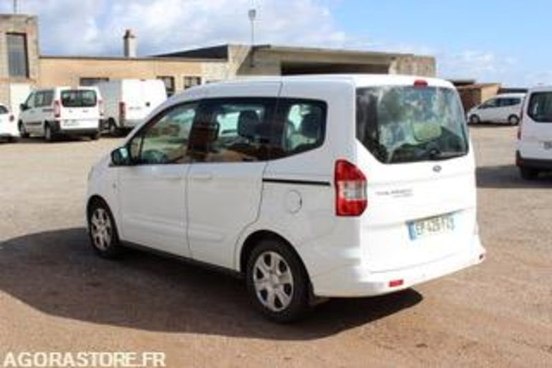 FORD TOURNEO - 2017 - 178 348 KMS - EP426FZ - Легковой фургон: фото 4 FORD TOURNEO - 2017 - 178 348 KMS - EP426FZ - Легковой фургон: фото 4