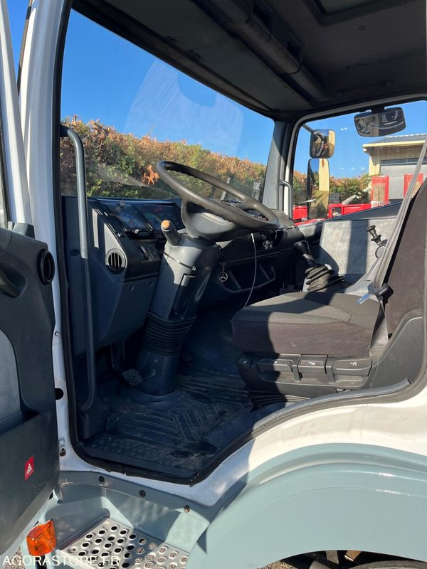 CAMION PLATEAU MERCEDES 15T - 2000 - Грузовик: фото 4 CAMION PLATEAU MERCEDES 15T - 2000 - Грузовик: фото 4