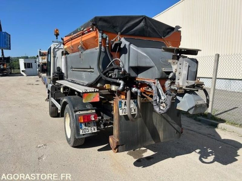 LINDNER UNITRAC 102C AMPLIROLL + LAME + SALEUSE 2008 5050 HEURES - Грузовик: фото 4 LINDNER UNITRAC 102C AMPLIROLL + LAME + SALEUSE 2008 5050 HEURES - Грузовик: фото 4