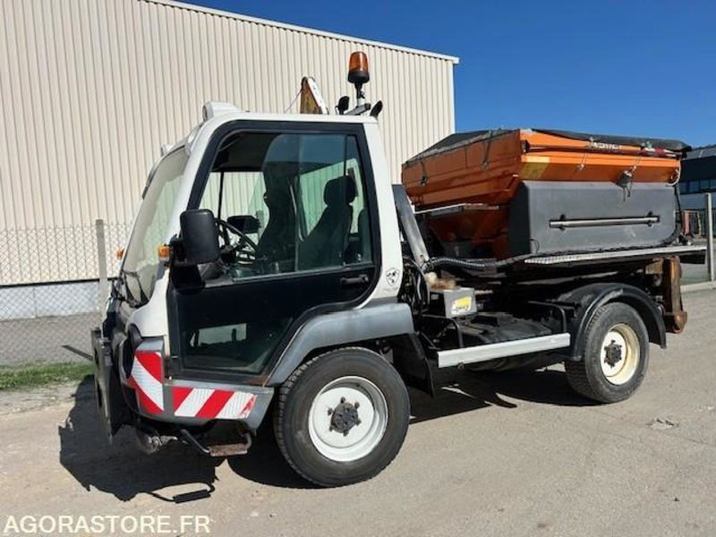 LINDNER UNITRAC 102C AMPLIROLL + LAME + SALEUSE 2008 5050 HEURES - Грузовик: фото 2 LINDNER UNITRAC 102C AMPLIROLL + LAME + SALEUSE 2008 5050 HEURES - Грузовик: фото 2