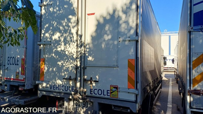 Porteur MIDLUM 290DXI - 2012 - 402501 kms (3866/CL-261-EP) - Грузовик: фото 5 Porteur MIDLUM 290DXI - 2012 - 402501 kms (3866/CL-261-EP) - Грузовик: фото 5