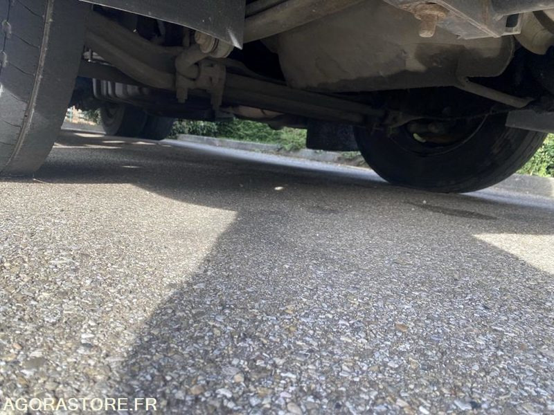 Грузовик RENAULT PREMIUM 210.19 19 t citerne ADR-  -2006-517007-BJ288SY - export only: фото 10