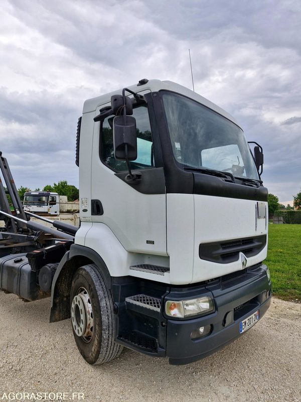 RENAULT PREMIUM ampliroll 400 DCI remorquant avec bras GUIMA - Грузовик: фото 3 RENAULT PREMIUM ampliroll 400 DCI remorquant avec bras GUIMA - Грузовик: фото 3