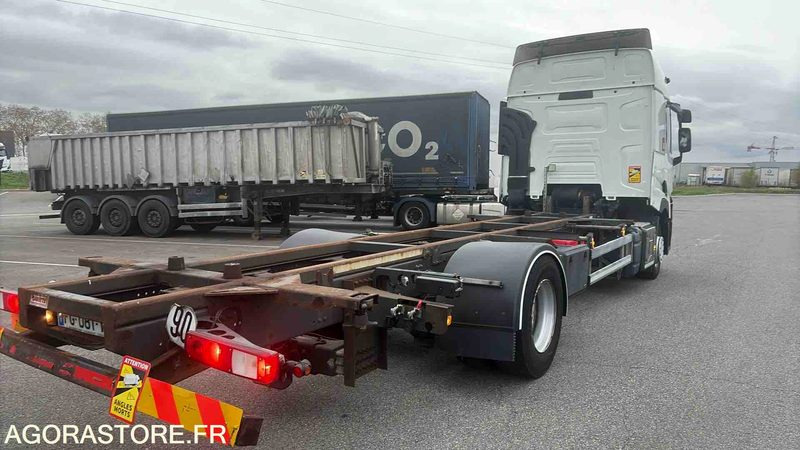 Renault T460 Porte-caisses mobiles - 2019 - 788590kms - FG-081-YP - Грузовик: фото 2 Renault T460 Porte-caisses mobiles - 2019 - 788590kms - FG-081-YP - Грузовик: фото 2