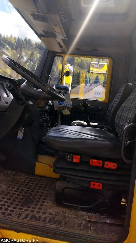 UNIMOG U110 AVEC GRUE ARRIERE CHASSIS - Грузовик: фото 4 UNIMOG U110 AVEC GRUE ARRIERE CHASSIS - Грузовик: фото 4