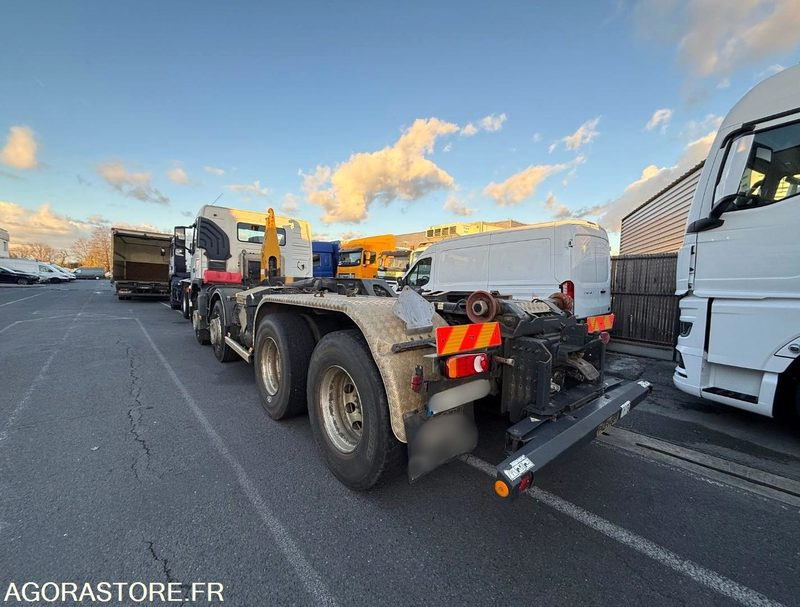 VOLVO FM12 380 - 2004 - 636 982 - Грузовик: фото 4 VOLVO FM12 380 - 2004 - 636 982 - Грузовик: фото 4