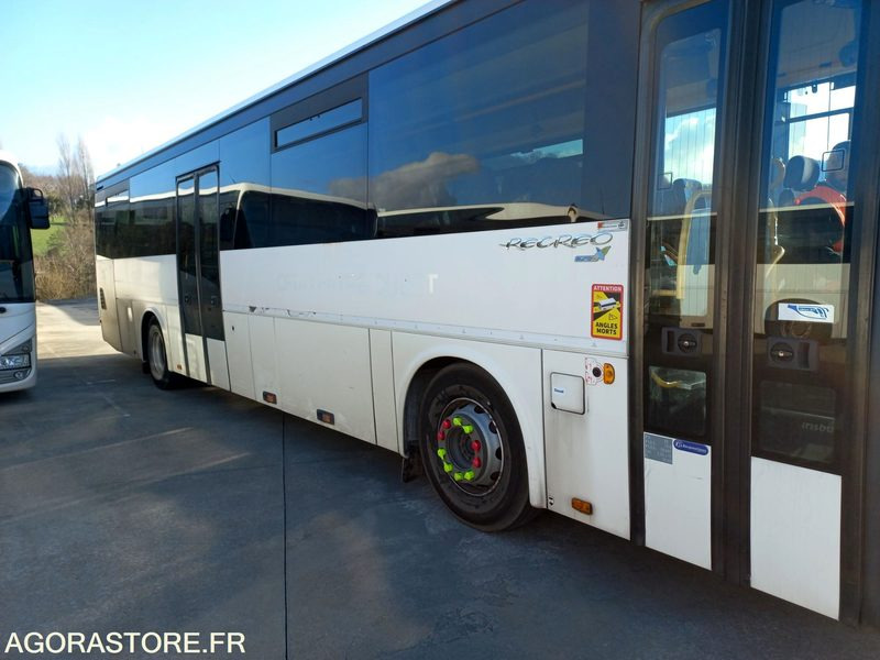IRISBUS - RECREO - 2009 / 253000 KM - AC511ME (13531 / 2978) - Школьный автобус: фото 4 IRISBUS - RECREO - 2009 / 253000 KM - AC511ME (13531 / 2978) - Школьный автобус: фото 4