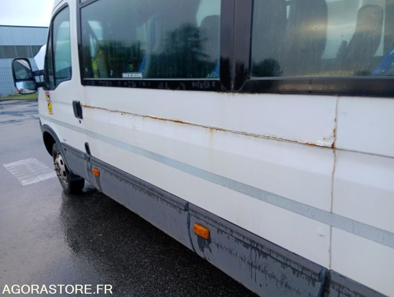 IVECO DAILY N°092026 - Микроавтобус, Пассажирский фургон: фото 3 IVECO DAILY N°092026 - Микроавтобус, Пассажирский фургон: фото 3