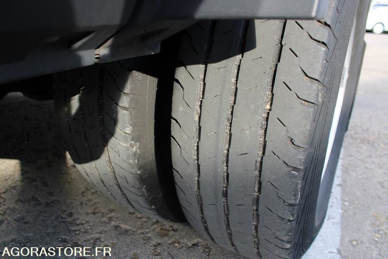 Iveco Daily / 7.5m / CNG / Airco / Automatique - Микроавтобус, Пассажирский фургон: фото 5 Iveco Daily / 7.5m / CNG / Airco / Automatique - Микроавтобус, Пассажирский фургон: фото 5