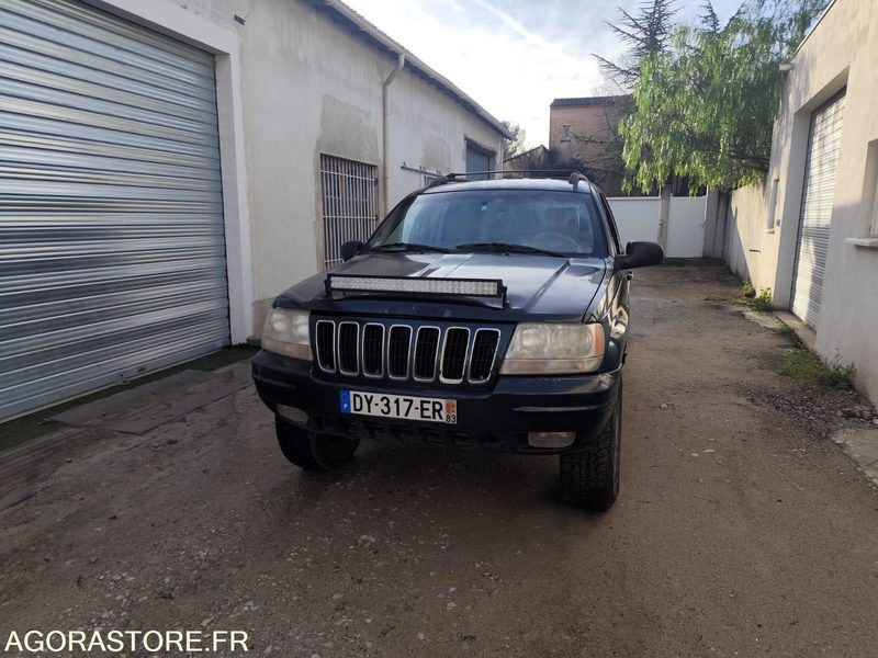 JEEP CHEROKEE 4.7 V8 ESSENCE GPL - 2000 - 271500KMS - Внедорожник: фото 4 JEEP CHEROKEE 4.7 V8 ESSENCE GPL - 2000 - 271500KMS - Внедорожник: фото 4