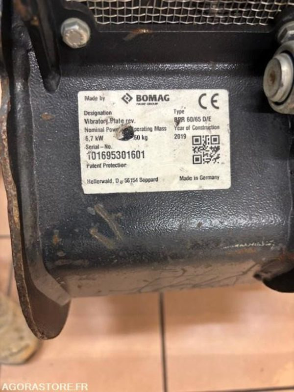LOT DE 2 PLAQUES BOMAG BPR 60/65D/E ET BPR45/55D 2019 ET 2022 - Виброплита: фото 1 LOT DE 2 PLAQUES BOMAG BPR 60/65D/E ET BPR45/55D 2019 ET 2022 - Виброплита: фото 1