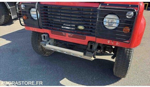 Land Rover DEFENDER - Внедорожник: фото 2 Land Rover DEFENDER - Внедорожник: фото 2