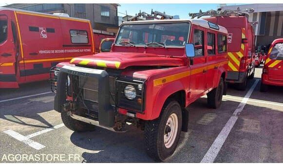 Land Rover DEFENDER - Внедорожник: фото 1 Land Rover DEFENDER - Внедорожник: фото 1