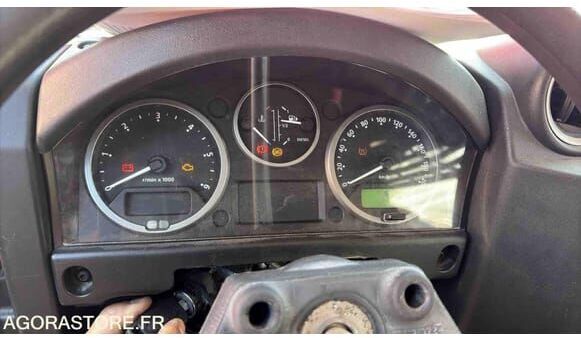 Land Rover DEFENDER - Внедорожник: фото 3 Land Rover DEFENDER - Внедорожник: фото 3