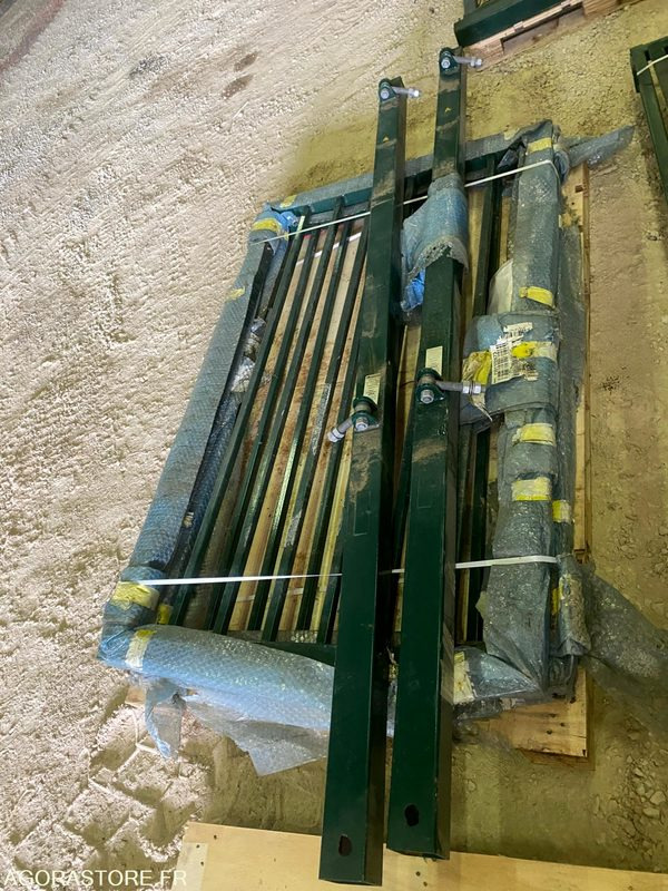 Lot de 2 portillons et 1 portail - Садовое оборудование: фото 5 Lot de 2 portillons et 1 portail - Садовое оборудование: фото 5