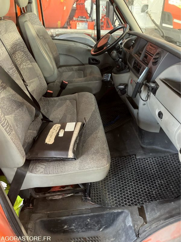 Renault Master - 2005 - 43161kms (P2001716) - Лёгкий коммерческий автомобиль: фото 5 Renault Master - 2005 - 43161kms (P2001716) - Лёгкий коммерческий автомобиль: фото 5