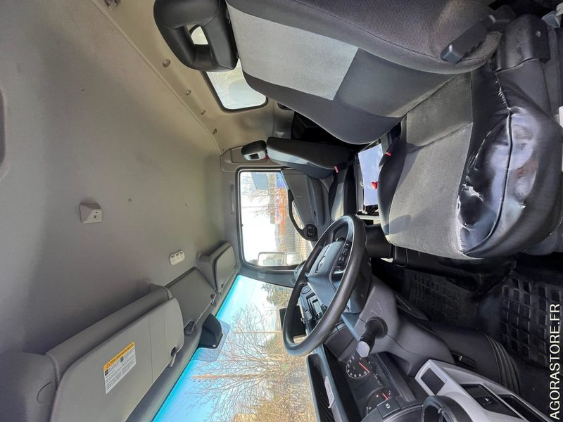 Renault trucks RENAULT D CAISSE 20M3 3.0L 177 CV BVA 7T500 - 2015 - 135 000km - Лёгкий коммерческий автомобиль: фото 4 Renault trucks RENAULT D CAISSE 20M3 3.0L 177 CV BVA 7T500 - 2015 - 135 000km - Лёгкий коммерческий автомобиль: фото 4