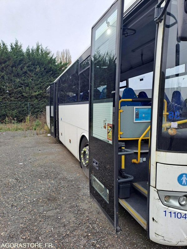 MERCEDES INTOURO N°111044 - Школьный автобус: фото 2 MERCEDES INTOURO N°111044 - Школьный автобус: фото 2