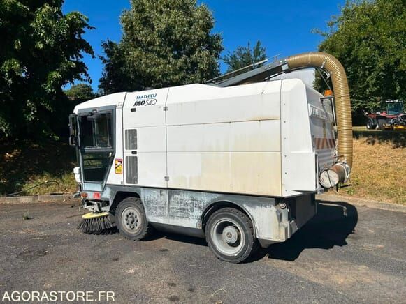 Mathieu 540 - Подметально-уборочная машина: фото 2 Mathieu 540 - Подметально-уборочная машина: фото 2