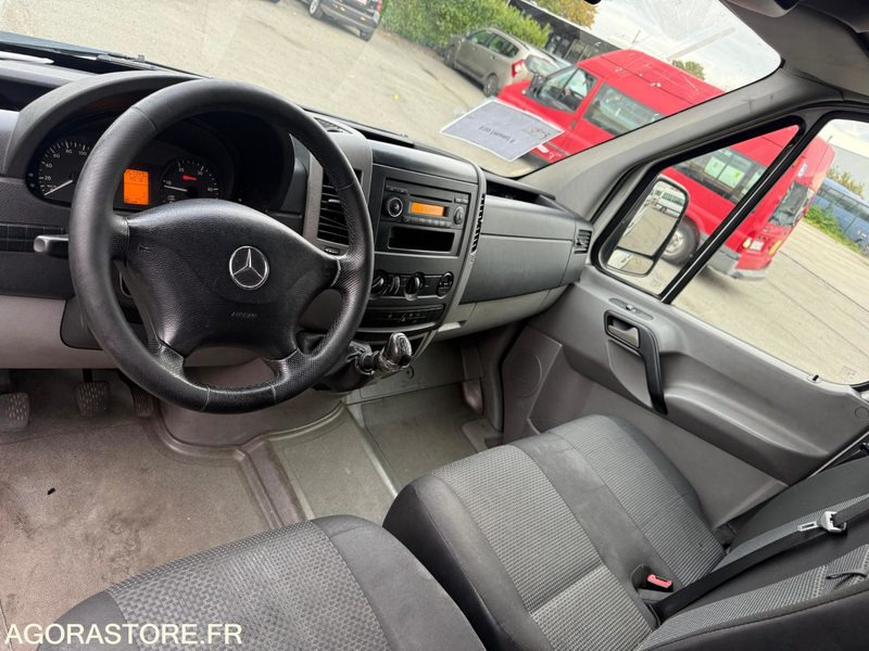 Микроавтобус, Пассажирский фургон Mercedes Sprinter PMR - 2011 - 457 349km: фото 7 Микроавтобус, Пассажирский фургон Mercedes Sprinter PMR - 2011 - 457 349km: фото 7