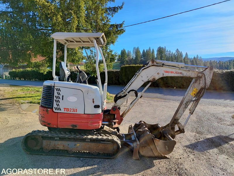 Mini-pelle Takeuchi TB23R - 2017 - 2051H - Экскаватор: фото 1 Mini-pelle Takeuchi TB23R - 2017 - 2051H - Экскаватор: фото 1