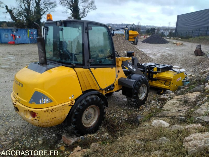 Minichargeuse - 2007 - 3608 heures - Погрузчик: фото 1 Minichargeuse - 2007 - 3608 heures - Погрузчик: фото 1