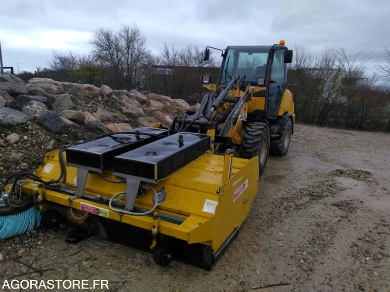 Minichargeuse Volvo L20 - 2007 - 3608 heures - Погрузчик: фото 3 Minichargeuse Volvo L20 - 2007 - 3608 heures - Погрузчик: фото 3